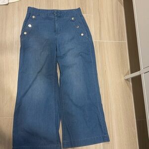 White House black market cropped flare